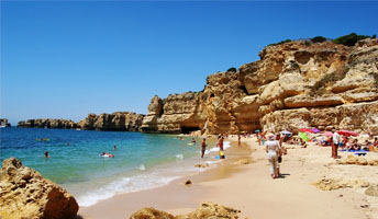 Visit  Praia da Coelha with Perfect Algarve Transfers